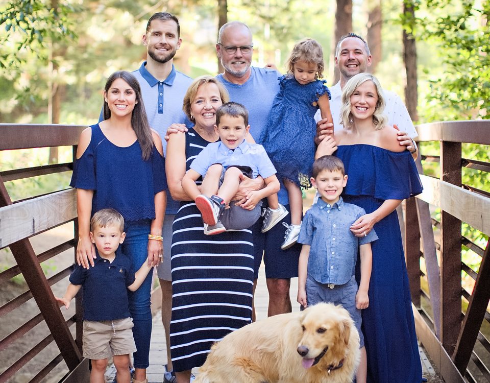 Incline Village Family Portraits (Kara Heckaman giant family photo on bridge)